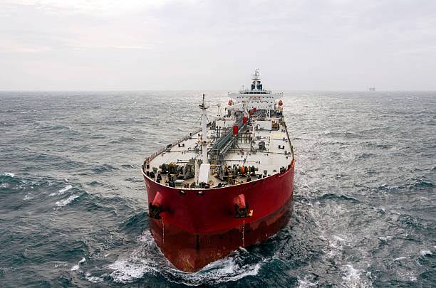 That Inflammable Battle Between Fuel Depot Owners and the Cardoso Family